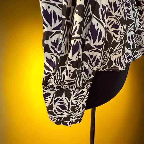 NEW Banana Republic Small Top Blouse True Wrap Black & Cream Washable $85 - Picture 7 of 7